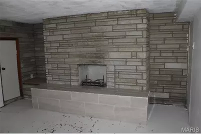12170 McKelvey Road, Maryland Heights, MO 63043 - Photo 9