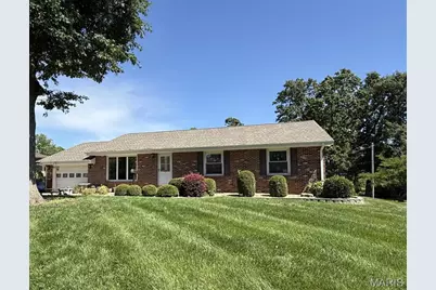 707 Pershing Drive, Warrenton, MO 63383 - Photo 1