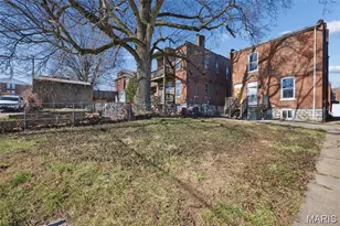 816 McLaran Ave, Saint Louis, MO 63147 - Photo 17