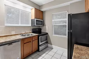 216 Harrison Ave, Saint Louis, MO 63135 - Photo 9