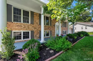 12917 Cedarledge Ct, Saint Louis, MO 63146 - Photo 3