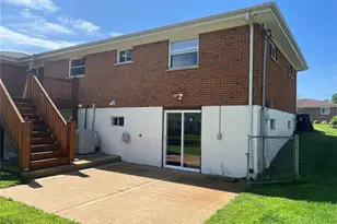 4657 Skyridge Ct, Saint Louis, MO 63128 - Photo 7