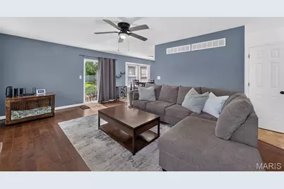 104 Langtree Drive, Wentzville, MO 63385 - Photo 9