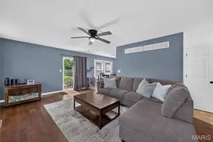 104 Langtree Dr, Wentzville, MO 63385 - Photo 9