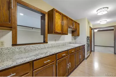 14300 Conway Meadows Court #303, Chesterfield, MO 63017 - Photo 33
