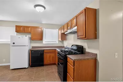 10226 Green Valley Drive, Saint Louis, MO 63136 - Photo 9