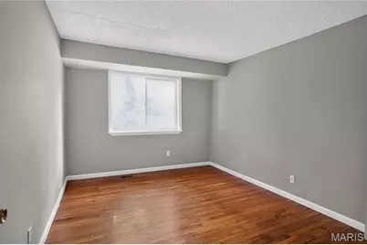 6315 Coventry Drive, Saint Louis, MO 63033 - Photo 15