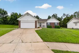 1910 Bonnie Brook Ln, Wentzville, MO 63385 - Photo 1