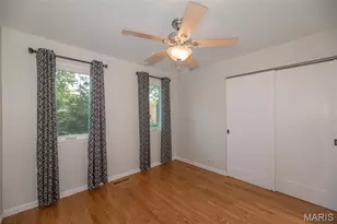 354 Greenbriar Ln, Ballwin, MO 63011 - Photo 23