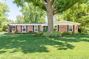 354 Greenbriar Ln, Ballwin, MO 63011 - Photo 45