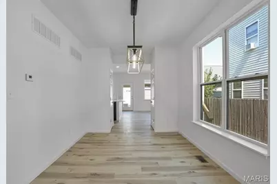 7119 Trainor Place, Saint Louis, MO 63116 - Photo 11