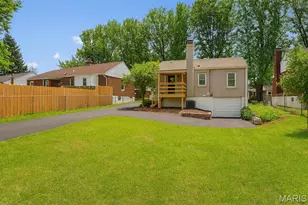 901 Fontaine Pl, Saint Louis, MO 63137 - Photo 3