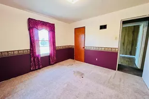 9544 Miriam Ave, Overland, MO 63114 - Photo 5