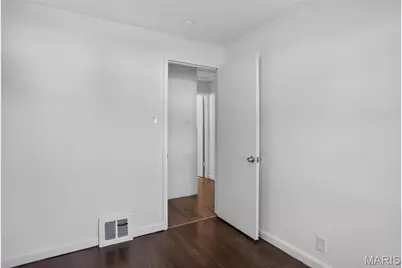 1107 Bakewell Drive, Saint Louis, MO 63137 - Photo 25