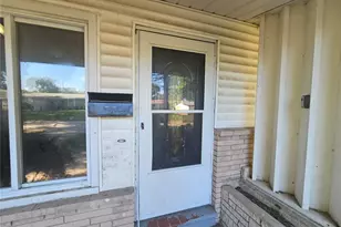 2254 Gadbury Dr, Saint Louis, MO 63136 - Photo 3