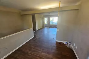 2254 Gadbury Dr, Saint Louis, MO 63136 - Photo 5