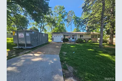 2254 Gadbury Drive, Saint Louis, MO 63136 - Photo 1