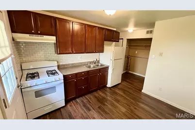 3912-3914 Wright Avenue, Saint Ann, MO 63074 - Photo 5