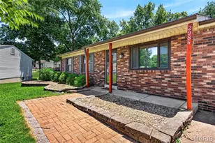 2984 Joyce Ct, Maryland Heights, MO 63043 - Photo 3