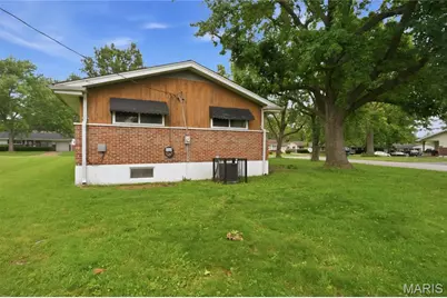 9731 Lanier Drive, Saint Louis, MO 63136 - Photo 3