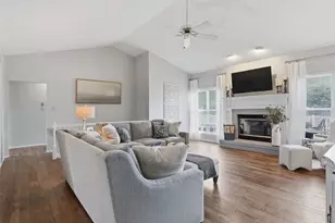 6632 Towne Woods Dr, Saint Louis, MO 63129 - Photo 23