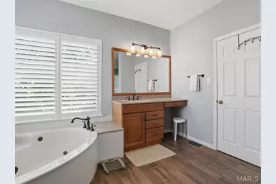 6632 Towne Woods Drive, Saint Louis, MO 63129 - Photo 37