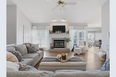 6632 Towne Woods Drive, Saint Louis, MO 63129 - Photo 21