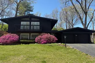 57 Willow Brook Dr, Saint Louis, MO 63146 - Photo 3