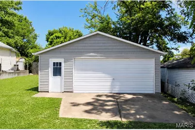 215 Weiss Avenue, Saint Louis, MO 63125 - Photo 21