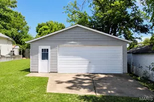 215 Weiss Ave, Saint Louis, MO 63125 - Photo 21