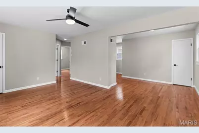 7821 Clymer Drive, Saint Louis, MO 63123 - Photo 7