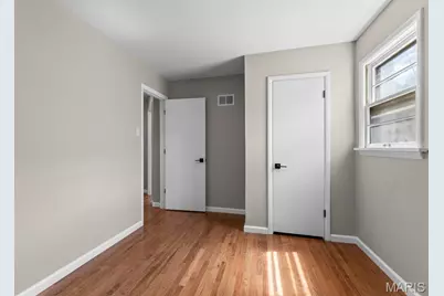 7821 Clymer Drive, Saint Louis, MO 63123 - Photo 21