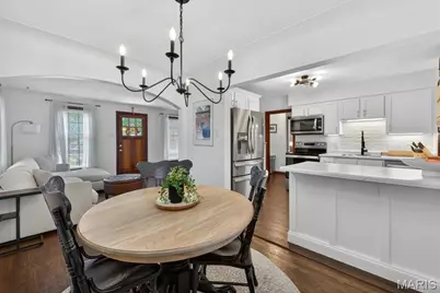 635 Ellwine Drive, Saint Louis, MO 63125 - Photo 9