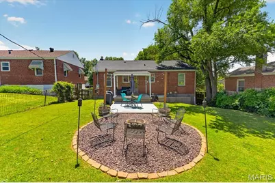 635 Ellwine Drive, Saint Louis, MO 63125 - Photo 23