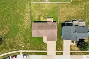 711 Wenstone Crossing Way, Wentzville, MO 63385 - Photo 37