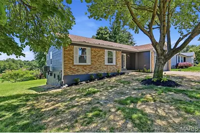 57 Valley View Drive, Saint Peters, MO 63376 - Photo 3
