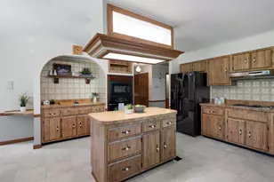9733 Fall Ridge Trail, Sunset Hills, MO 63127 - Photo 11