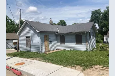 3914 N Hanley Road, Normandy, MO 63121 - Photo 1