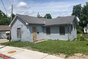 3914 N Hanley Rd, Normandy, MO 63121 - Photo 1
