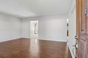 4902 Brunston Dr, Saint Louis, MO 63128 - Photo 13