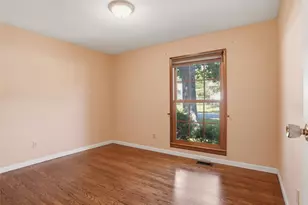 4902 Brunston Dr, Saint Louis, MO 63128 - Photo 27