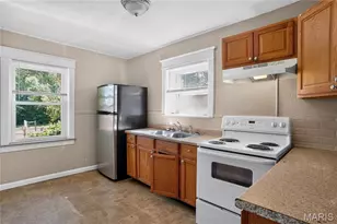 18 S Barat Ave, Ferguson, MO 63135 - Photo 7