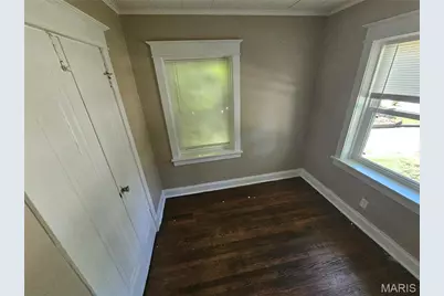 18 S Barat Avenue, Ferguson, MO 63135 - Photo 5