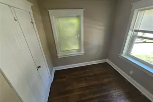 18 S Barat Ave, Ferguson, MO 63135 - Photo 5