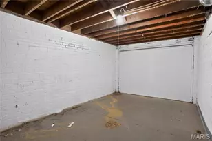 18 S Barat Ave, Ferguson, MO 63135 - Photo 19