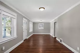 18 S Barat Ave, Ferguson, MO 63135 - Photo 5