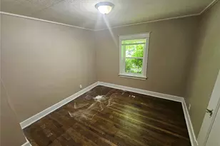 18 S Barat Ave, Ferguson, MO 63135 - Photo 7