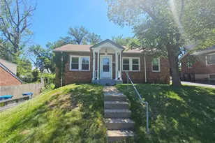 18 S Barat Ave, Ferguson, MO 63135 - Photo 1