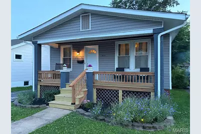 4710 Tesson Street, Saint Louis, MO 63116 - Photo 1
