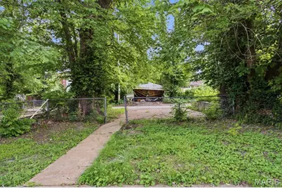 5892 Highland Avenue, Saint Louis, MO 63112 - Photo 17